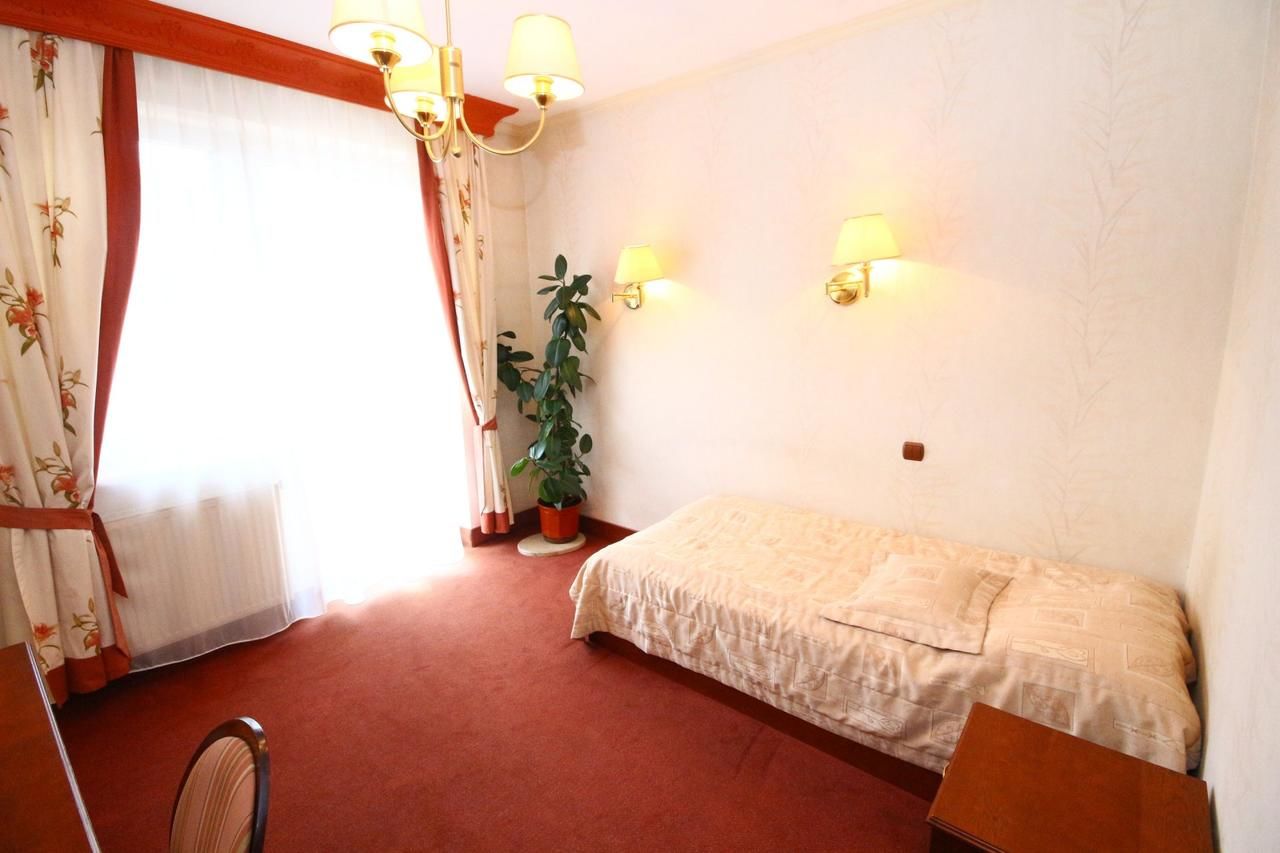 Отель Restauracja i Pokoje Gościnne Verde Сокулка-25