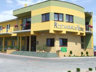 Отель Restauracja i Pokoje Gościnne Verde Сокулка-0